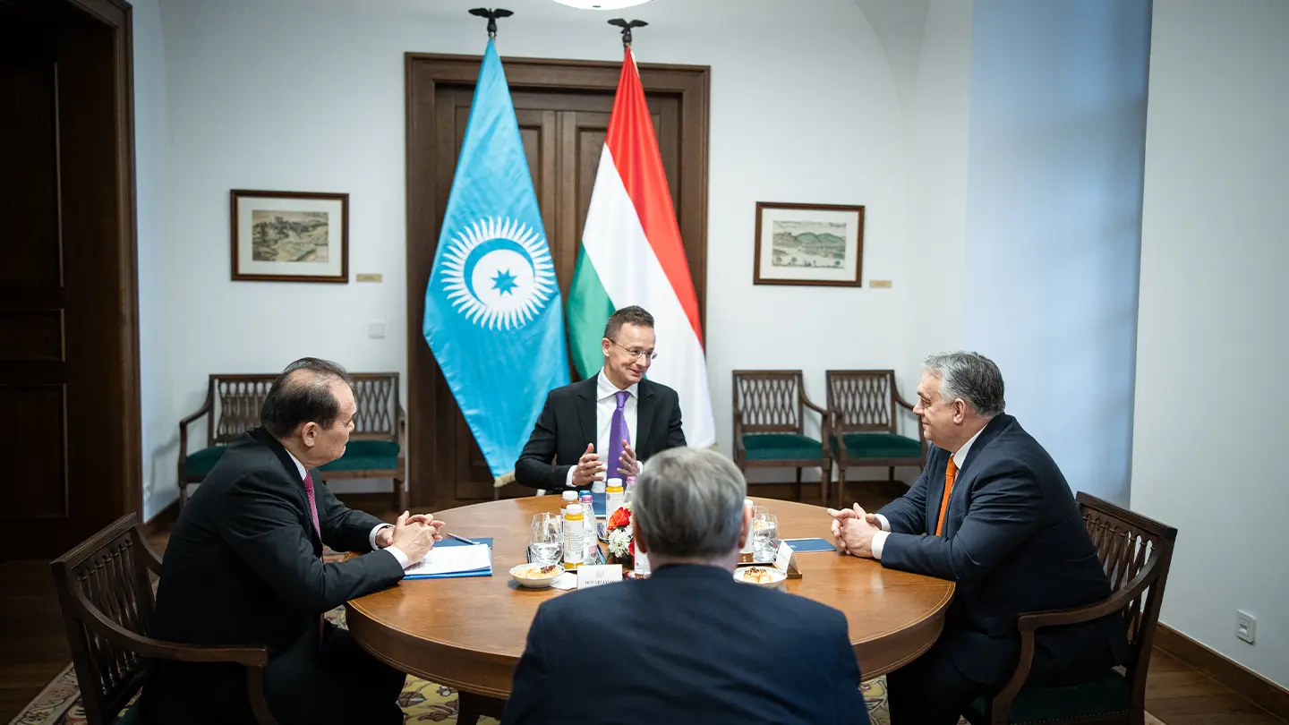 Orbán Viktor a Türk Befektetési Alap elnökével tárgyalt